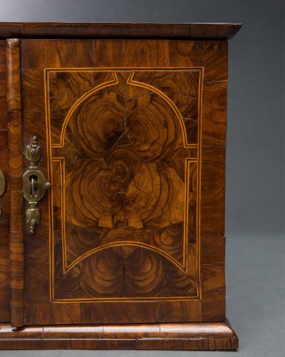 Very Rare William and Mary Oyster Veneered Small Table Cabinet