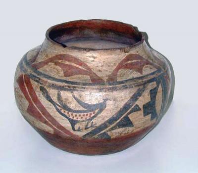Very early Zia pictorial polychrime jar