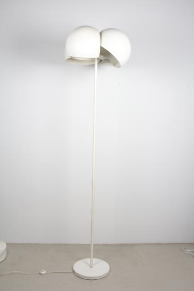 Vico Magistretti Giunone Adjustable Floor Lamp Designed by Vico Magistretti for Artemide Italy