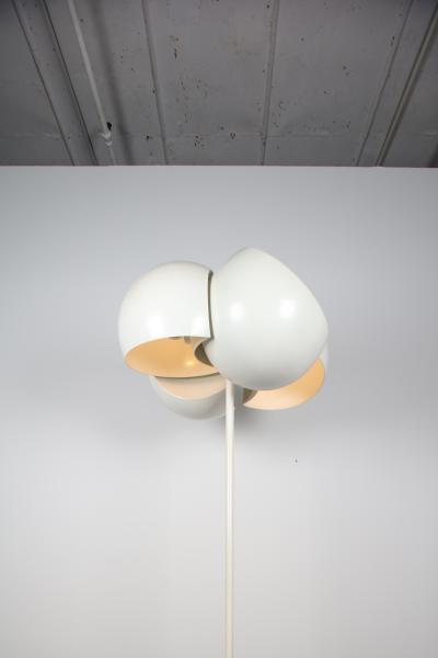 Vico Magistretti Giunone Adjustable Floor Lamp Designed by Vico Magistretti for Artemide Italy