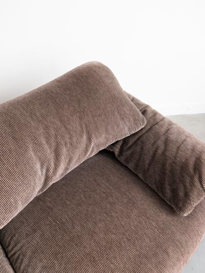 Vico Magistretti Maralunga 2 Seater Sofa by Vico Magistretti for Cassina