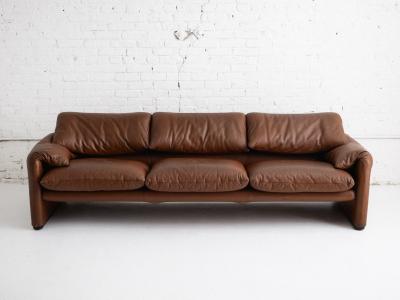Vico Magistretti Maralunga Sofa in Leather by Vico Magistretti for Cassina