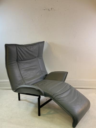 Vico Magistretti PAIR OF VERANDA LOUNGE CHAIRS DESIGNED BY VICO MAGISTRETTI