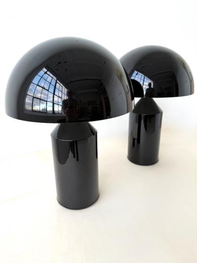 Vico Magistretti Pair of Oluce Atollo Medium Table Lamps in black metal by Vico Magistretti