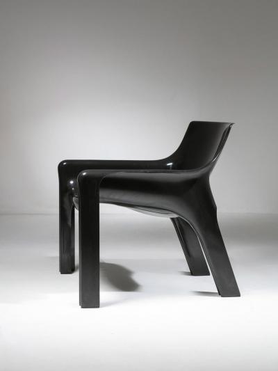 Vico Magistretti Pair of Vicario Chairs and Arcadia Table by Vico Magistretti for Artemide