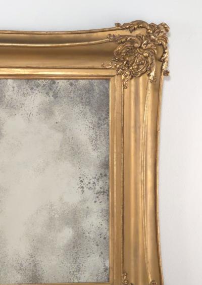 Victorian Giltwood Mirror U S A 19th century