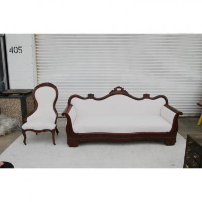Victorian Style Spoon Back Parlor Lounge Chair