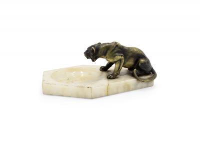 Victorian White Onyx Ashtray with Tiger