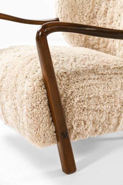 Viggo Boesen Set of 2 Easy Chairs in Beech and Sheepskin by Viggo Boesen 1930s