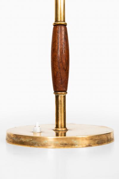 Vilhelm Lauritzen Table Lamp Produced by Louis Poulsen