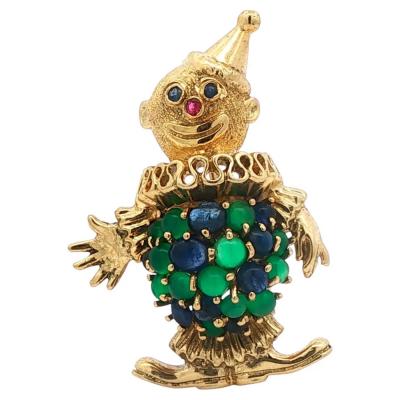 Vintage 18 karat Gold Sapphire and Chalcedony Brooch