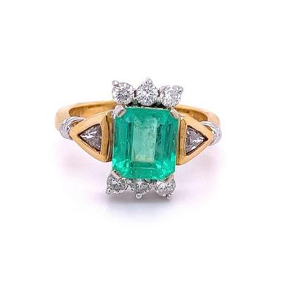 Vintage 2 77 carat Colombian Emerald and Trillion Cut Diamonds in 18k Gold Ring