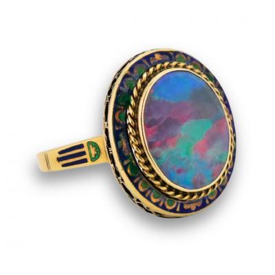 Vintage Australian Opal Ring 14K Yellow Gold