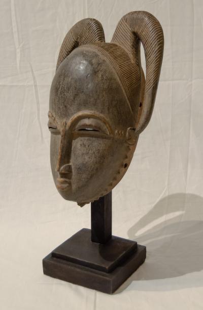 Vintage Carved Baoul Mask on Stand