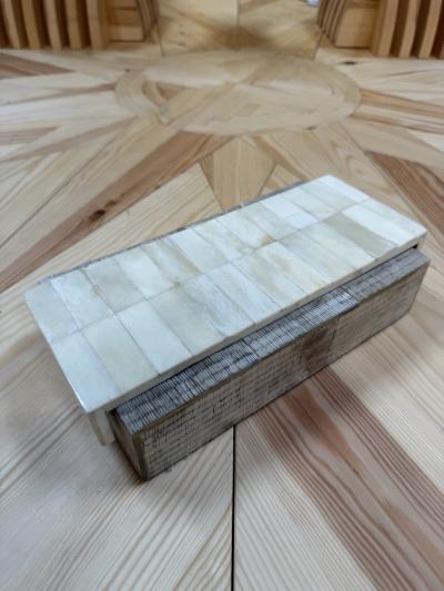 Vintage Decorative Box with Mother of Pearl Mosaic Lid