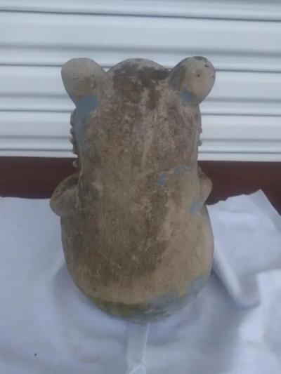Vintage Indoor Outdoor Resin Cast Frog