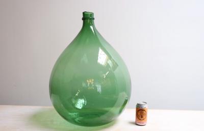 Vintage Italian Emerald Green Blown Glass Teardrop Form Demijohn Carboy
