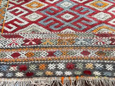 Vintage Moroccan Flat Weave Kilim rug runner 17420 circa 1950s