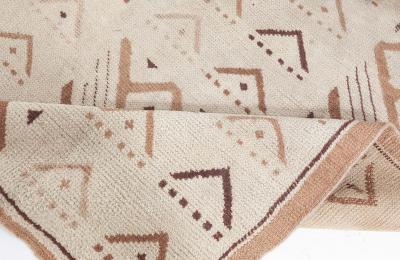 Vintage Moroccan Rug Size Adjusted 