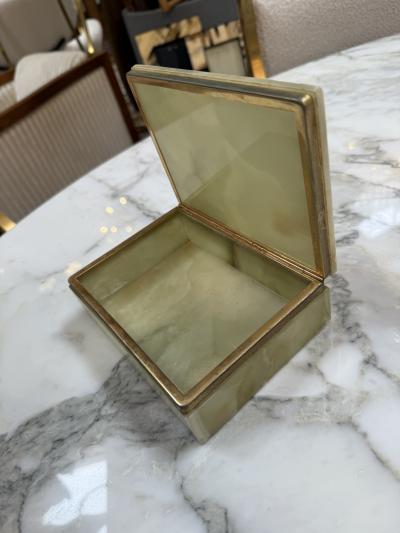 Vintage Onyx Stone Trinket or Jewelry Box