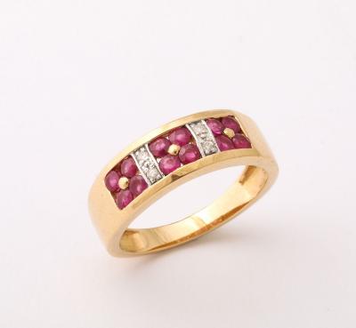 Vintage Ruby and Diamond Gold Ring