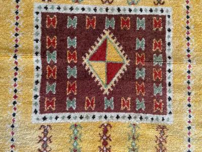 Vintage Tribal Moroccan Rug c 1960s 43 x 7