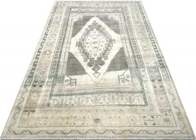 Vintage Turkish Oushak Rug 54 x 9