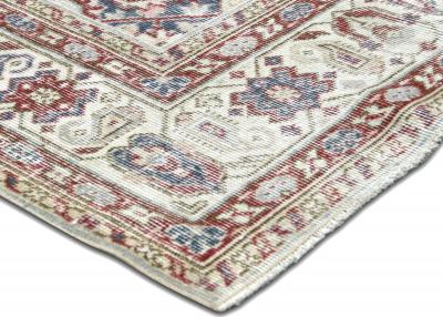 Vintage Turkish Oushak Rug 73 x 106