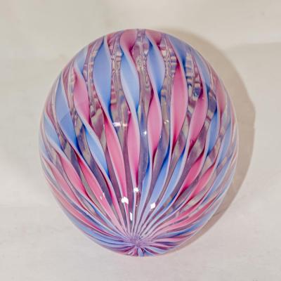 Vintage decorative Murano Glass Egg shaped object