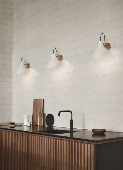 Vittoriano Vigano Pair of Vittoriano Vigan VV Cinquanta Sconces in White and Brass