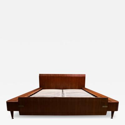 Vittorio Dassi Mobilificio Dassi Dassi 1960s Exquisite Italian Queen Bed Sapele and Brass Vittorio Dassi Italy