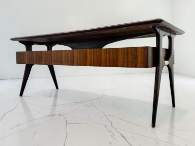 Vittorio Dassi Mobilificio Dassi Dassi Italian Mid Century Executive Desk designed by Vittorio Dassi in 1950s