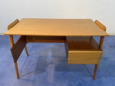 Vittorio Dassi Mobilificio Dassi Dassi Italian Mid Century Modern desk and chair designed by Vittorio Dassi in 1950s