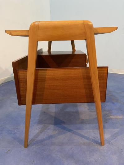 Vittorio Dassi Mobilificio Dassi Dassi Italian Mid Century Modern desk and chair designed by Vittorio Dassi in 1950s