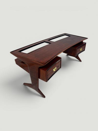 Vittorio Dassi Mobilificio Dassi Dassi Italian Mid Century Presidential Executive Desk designed by Vittorio Dassi 1950s