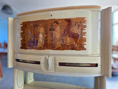 Vittorio Dassi Mobilificio Dassi Dassi Italian Midcentury Parchement Sideboard or Cabiner Bar Designed by Dassi 1950s