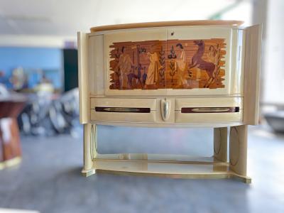 Vittorio Dassi Mobilificio Dassi Dassi Italian Midcentury Parchement Sideboard or Cabiner Bar Designed by Dassi 1950s