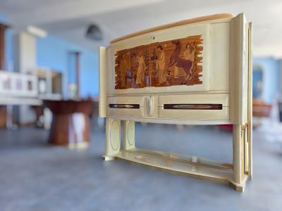 Vittorio Dassi Mobilificio Dassi Dassi Italian Midcentury Parchement Sideboard or Cabiner Bar Designed by Dassi 1950s