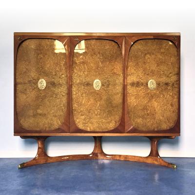 Vittorio Dassi Mobilificio Dassi Dassi Italian Midcentury Sideboard Three Door in Birch Briar Root by Dassi 1950s
