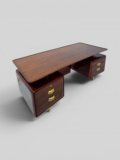 Vittorio Dassi Mobilificio Dassi Dassi Italina Mid Century Executive Table Desk designed by Vittorio Dassi 1950s