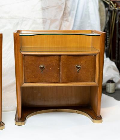 Vittorio Dassi Mobilificio Dassi Dassi PAIR OF ITALIAN WALNUT MIDCENTURY NIGHT TABLES BY VITTORIO DASSI