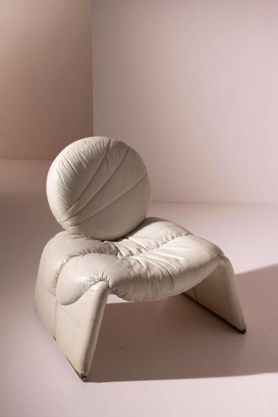 Vittorio Introini Pair of Calypso armchairs by Vittorio Introini for Saporiti Italia Italy 1970s