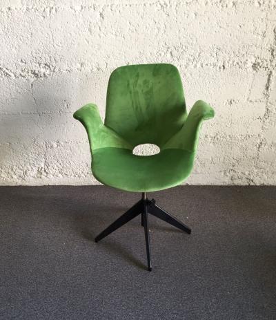 Vittorio Nobili Medea Swivel Chair