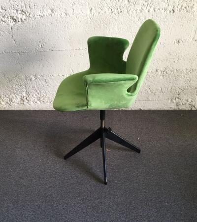 Vittorio Nobili Medea Swivel Chair