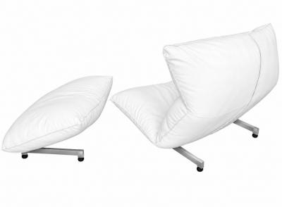 Vittorio Varo Canestrari Lounge Chair and Ottoman Italy 1970