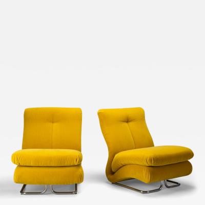 Vittorio Varo Vittorio Varo Cigno lounge chairs in yellow alpaca velvet Italy 1968