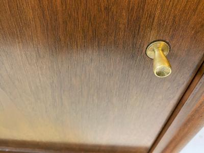 Vladimir Kagan EXCEPTIONAL MID CENTURY NIGHTSTANDS IN THE MANNER OF VLADIMIR KAGAN