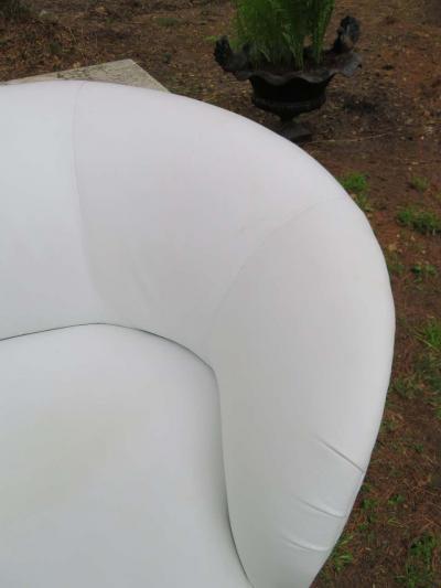 Vladimir Kagan Fabulous Vladimir Kagan White Leather Cloud Sofa Weiman 1980s