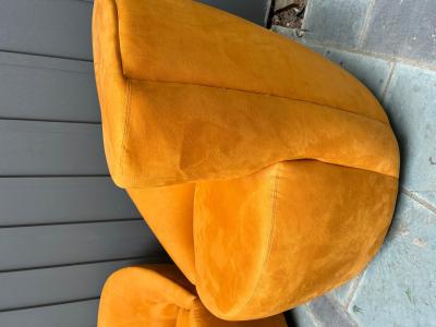 Vladimir Kagan Gorgeous Pair Vladimir Kagan Directional Swivel Nautilus Chair Mid Century