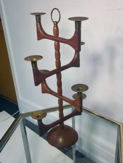 Vladimir Kagan MID CENTURY MODERNIST WALNUT BRASS 8 LIGHT CANDLESTICK IN THE MANNER OF KAGAN